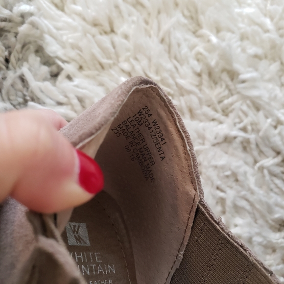 White Mountain Gray Suede Heeled Booties - Picture 8 of 9